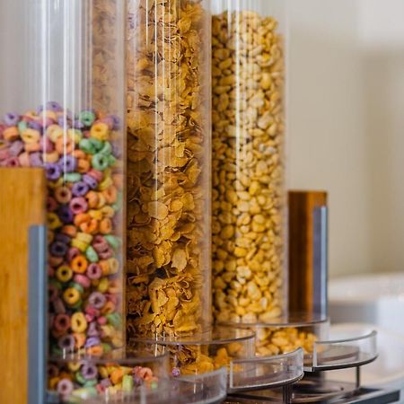 American Inn Hotel & Suites ديليسياس المظهر الخارجي الصورة